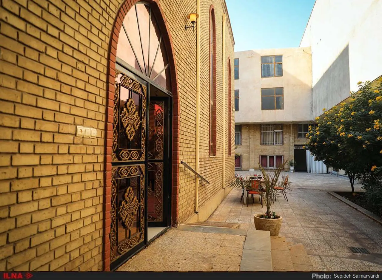 گزارشی از کلیسای مسیحیان کلدانی_ آشوری کاتولیک اهواز + تصاویر
