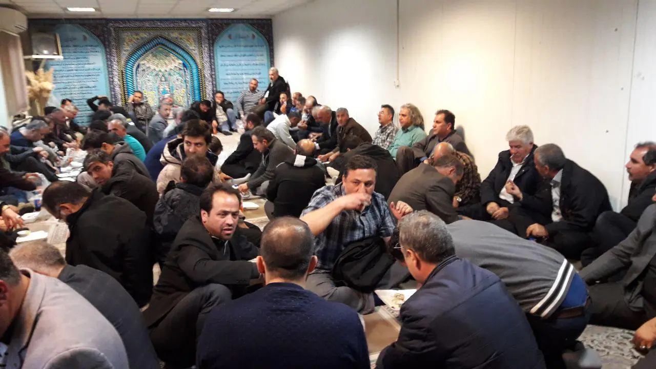 روز دوم تجمع کارگران پگاه تهران/معترضان شب را در زمینهای تصرفشده، ماندند