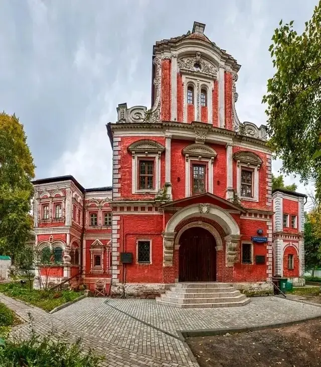 کشف ۲۰ هزار سکّۀ ۳۰۰ ساله در یک خانه تاریخی!