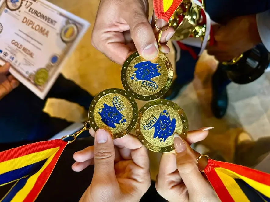 Dr. Bahram Hassani and His Team at the World Academy of Medical Sciences Win Gold at the 2025 European International Invention & Discovery Competition in Romania