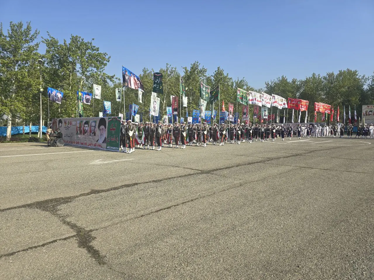 مراسم رژه روز ارتش آغاز شد