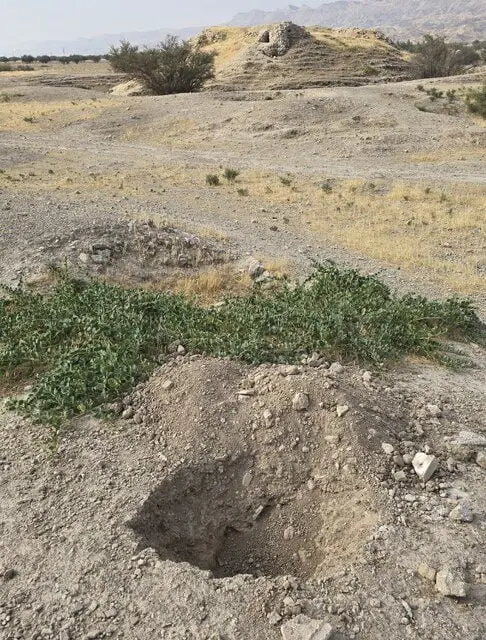 جویندگان گنج شهر بزرگ ساسانی را سوراخ سوراخ کرده‌اند/عکس