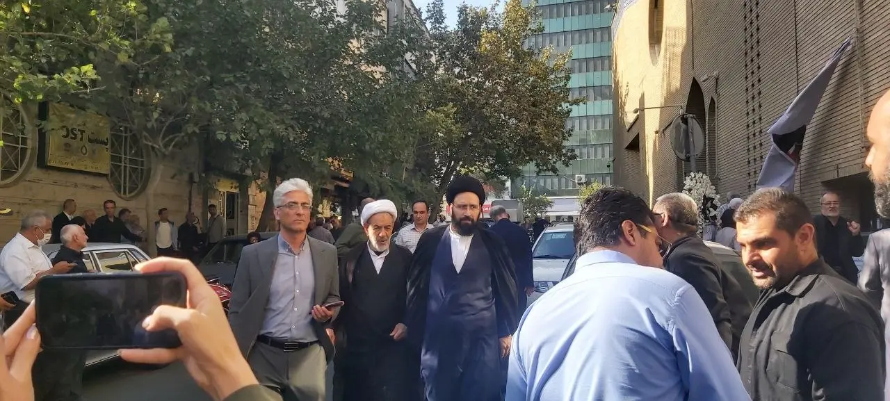 حضور پزشکیان و جمعی از چهرههای سیاسی در مراسم ختم احمد ناطق نوری + تصاویر
