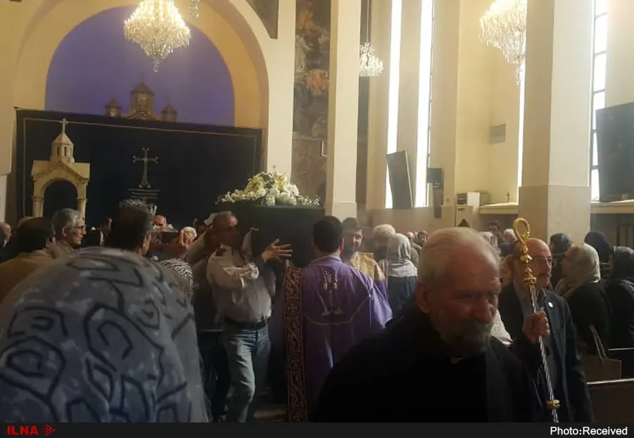 مادر مجسمهسازی ایران تشییع شد+عکس