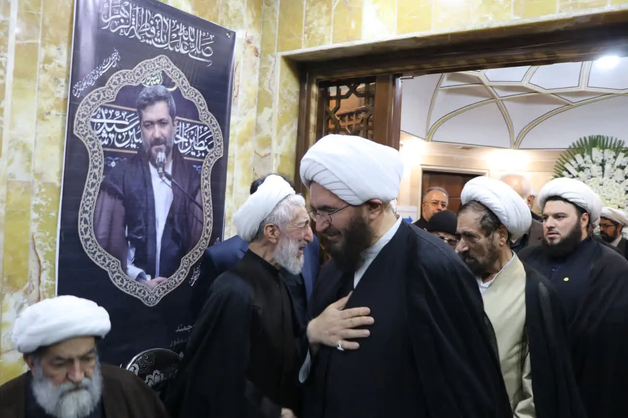 حضور مقامات کشوری و لشکری در مراسم ختم فرزند صدیقی+ تصاویر