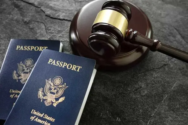 شرایط و مدارک وکیل مهاجرتی چیست؟