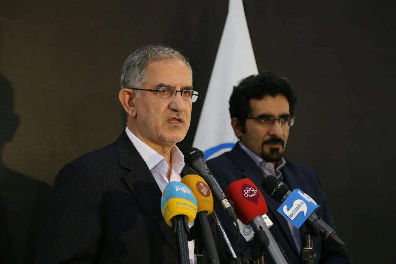 گزارش تصویری از دومین روز نمایشگاه الکامپ 