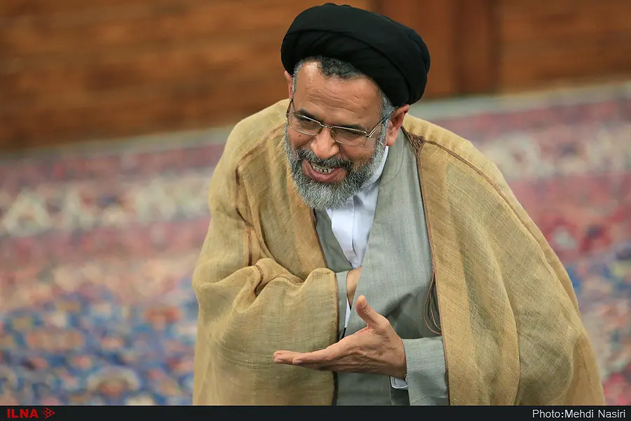 از فضای سرد سالن تا سوال بودار خبرنگار اصولگرا
