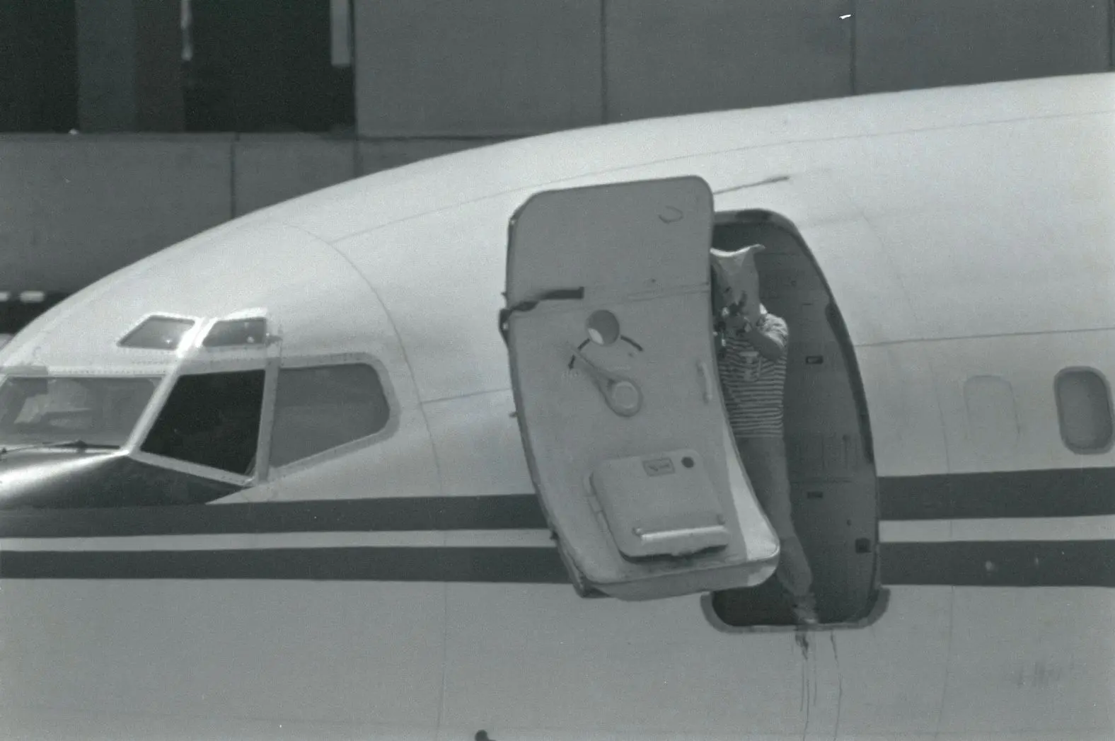 عجیبترین عکسهای خبری چهل سال گذشته/ لحظاتی که تاریخ را متوقف کردند!