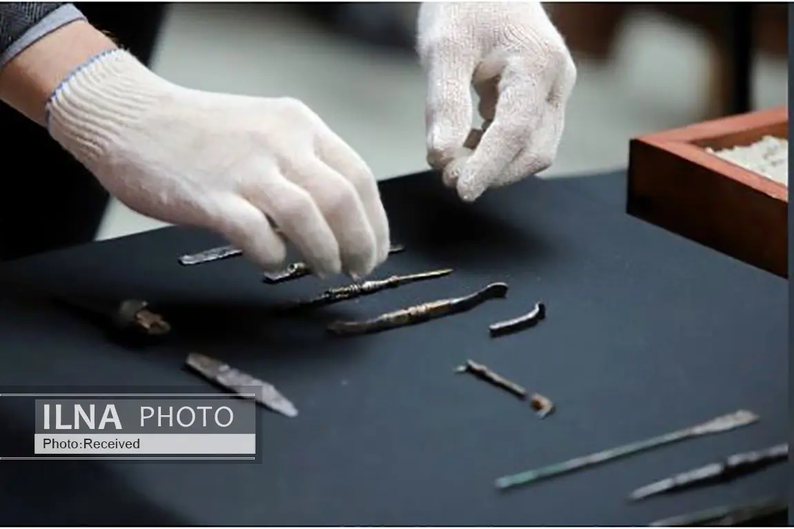 کشف گور پزشک ۲ هزارساله به همراه ابزارهای پزشکی
