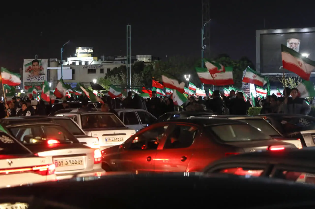 یزد، تپنده و خستگیناپذیر در قلبِ ایران
