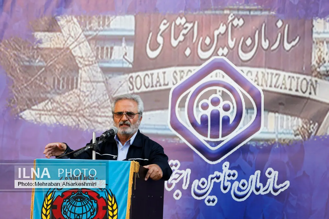 با بیمه تکمیلی مخالفیم/ برای مسکن بازنشستگان کاری نکردند/ دست‌اندازی به منابع صندوق تامین اجتماعی، «خط قرمز» جامعه کارگری است