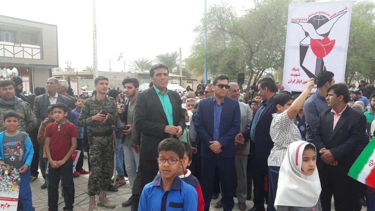 مسئولان و نمایندگان از ملت شرم کنند+تصاویر