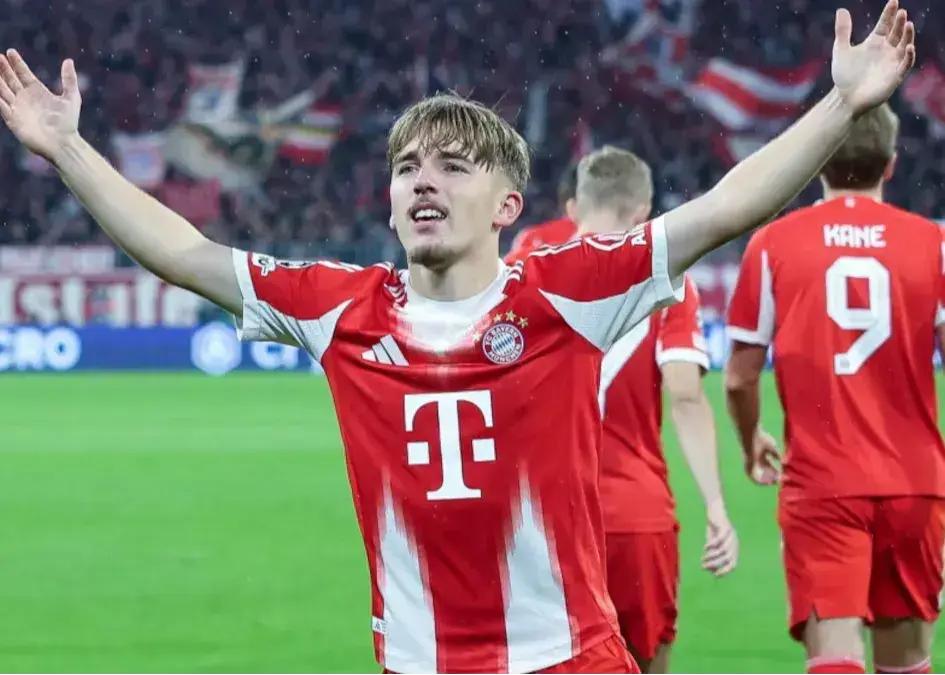 کلینزمن: هری‌کین کفش طلا و اولیسه توپ طلا را دریافت می‌کند