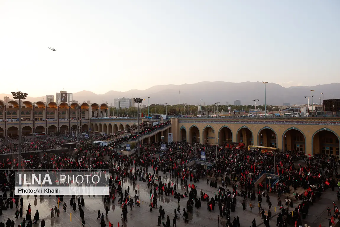 گزارش ایلنا از دومین روز از مراسم وداع با رهبر شهید/ اقامه نماز بر پیکر مطهر شهدا 
