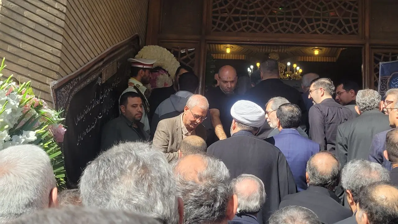 برگزاری مراسم ترحیم مادر حداد عادل + تصاویر