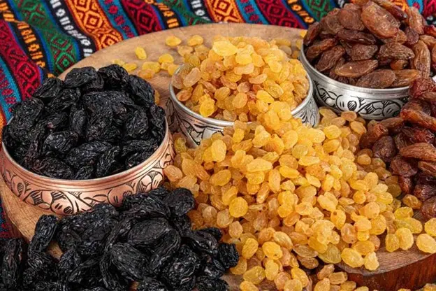 Experience a Sweet Flavor and Lasting Quality with Tida Saffron Raisins