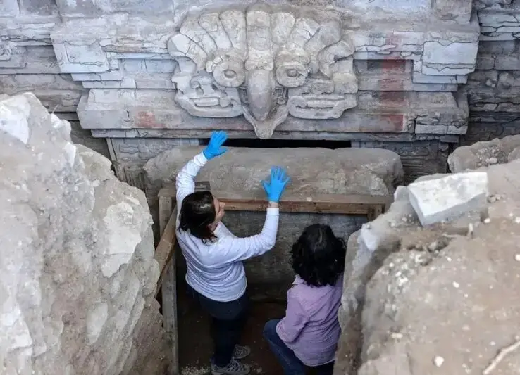 این مقبره جغدنشان ۱۴۰۰ سال قدمت دارد + عکس