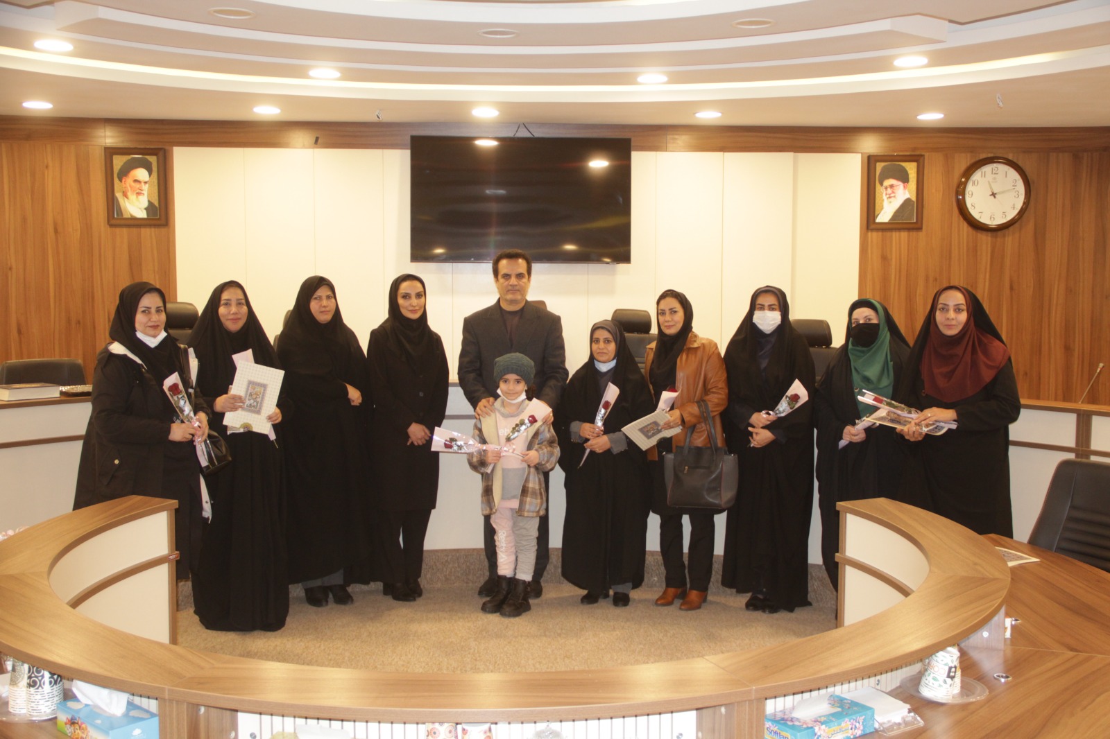 دانش‌محوری، عامل رفع تمایزات غیرعقلانی ناشی از جنسیت است 