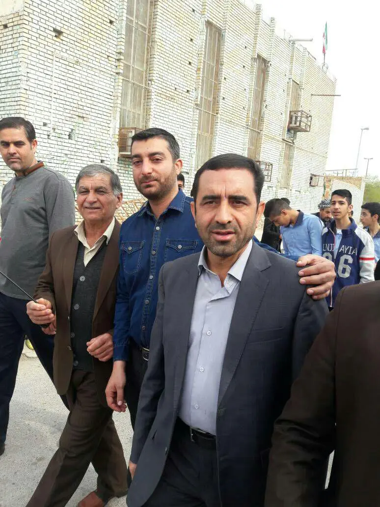 مسئولان و نمایندگان از ملت شرم کنند+تصاویر