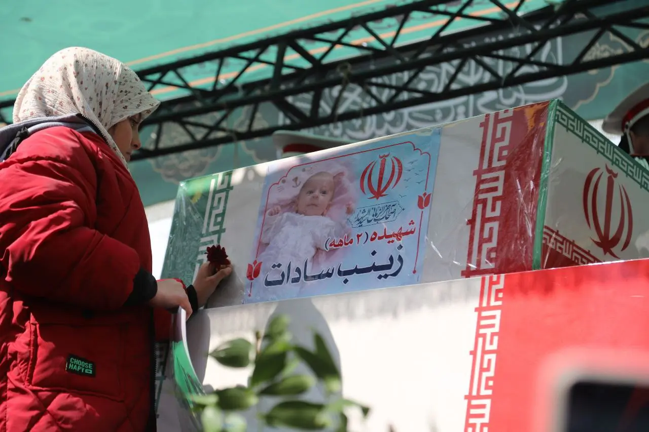 برگزاری مراسم تشییع فرماندهان شهید «جنگ رمضان»+ فیلم+ تصاویر