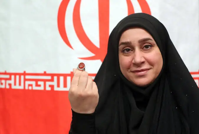 ورزشکارانی که از رهبر شهید انگشتر هدیه گرفتند+ عکس