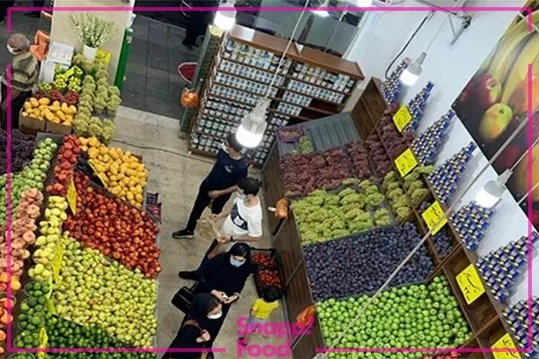 میوه تازه را از نزدیک ترین میوه فروشی محل زندگی تان خریداری کنید