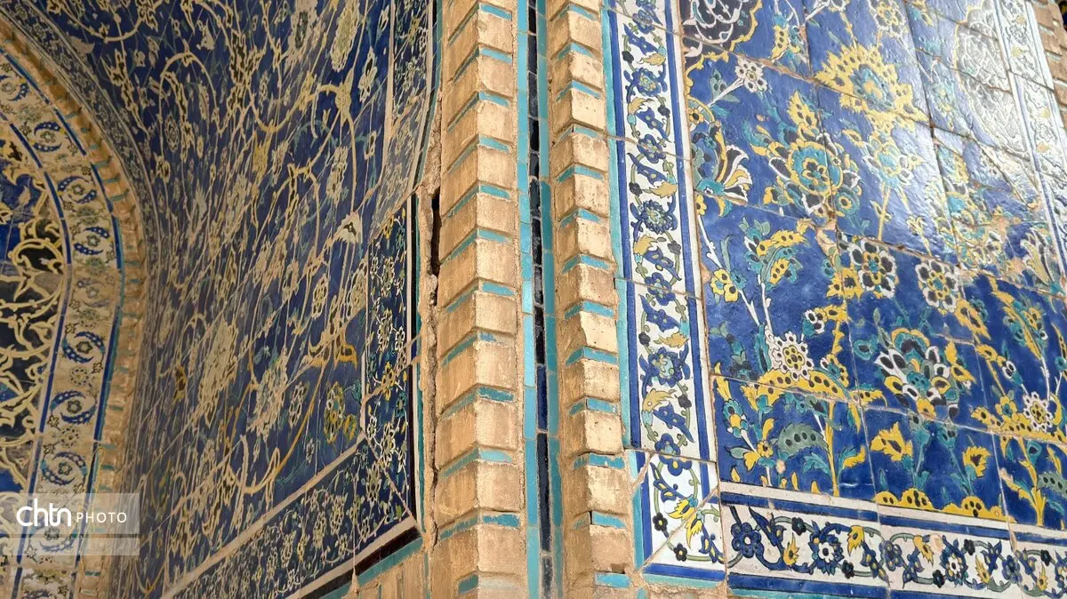 تصاویر تازه از زخم جنگ بر پیکر میراث جهانی؛ آسیب بمباران آمریکایی–صهیونی به مسجد جامع عباسی اصفهان