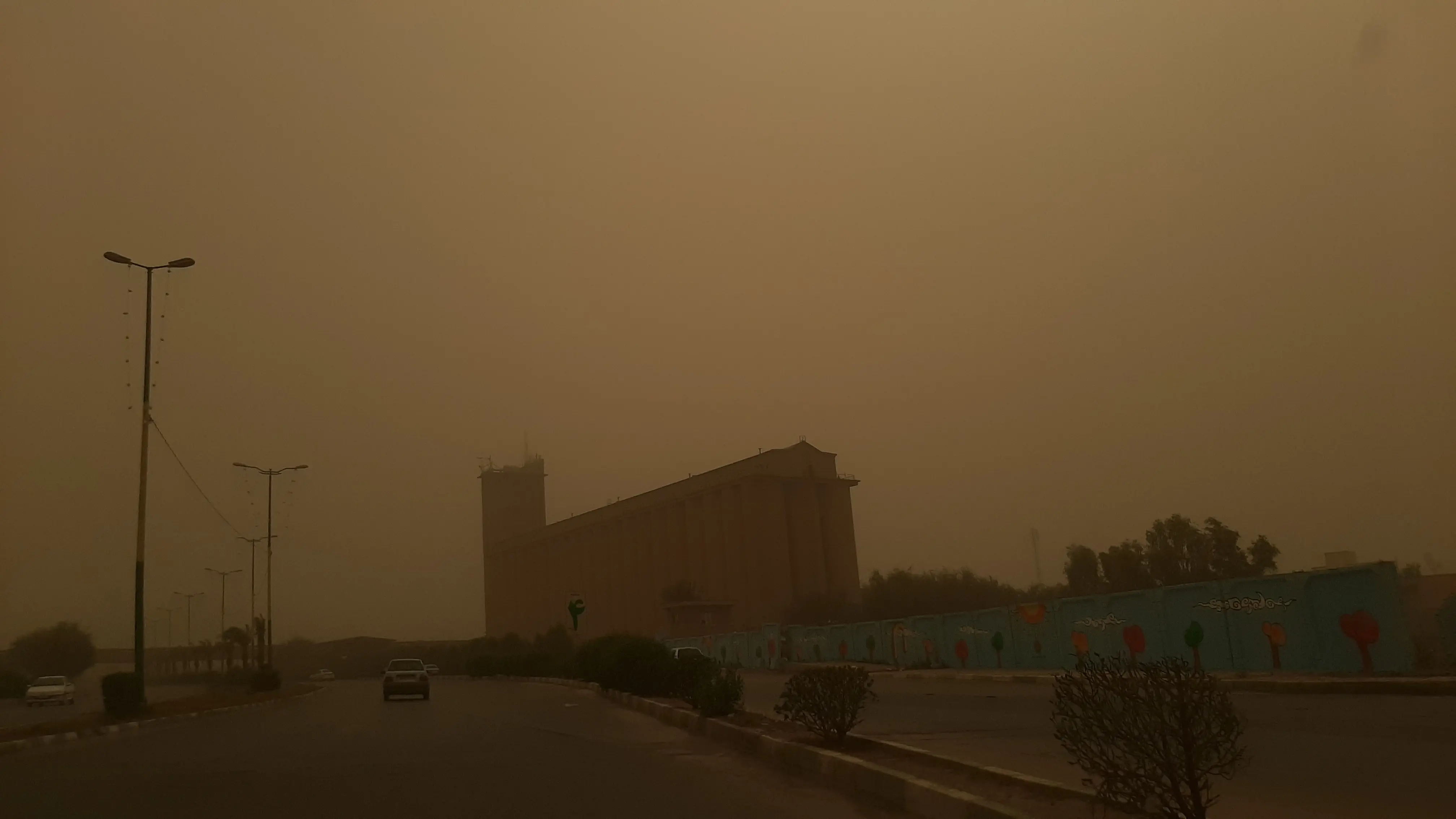 گزارش تصویری ایلنا از گرد وخاک در اهواز