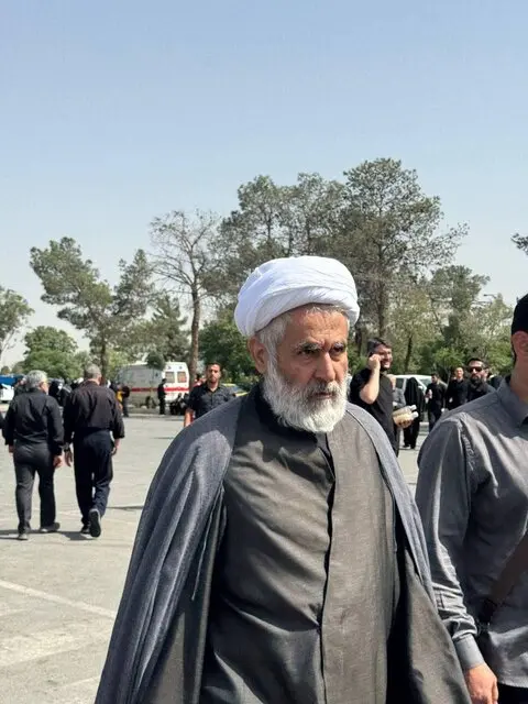 مراسم خاکسپاری شهدای اقتدار ایران + فیلم و عکس