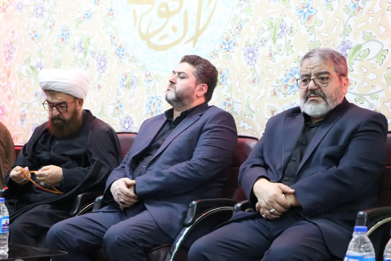 حضور مقامات کشوری و لشکری در مراسم ختم فرزند صدیقی+ تصاویر