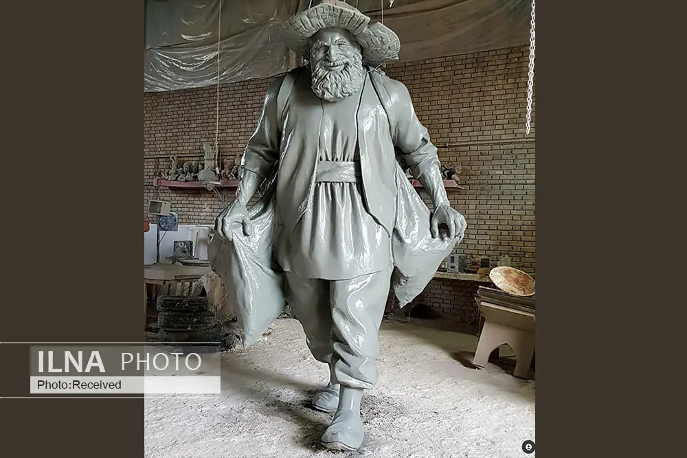 اگر وزارت ارشاد نباشد بخشهایی از فرهنگ بیشتر رشد میکند/ کاندیداهای ریاست جمهوری ایران را با چه تصاویری جز خیام، فردوسی، سعدی و حافظ میتوانند معرفی کنند؟ / دستمزدم آنقدر کم بود که احساس میکنم به من دستبرد زدهاند!