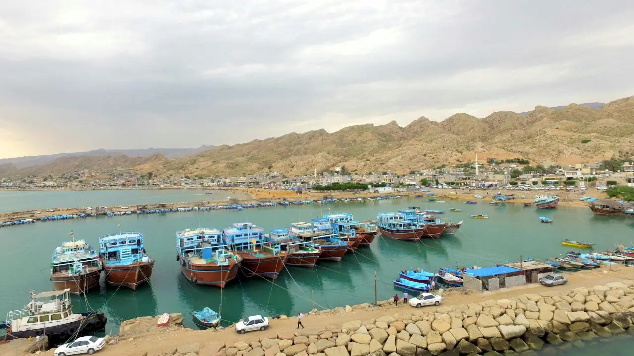 کمین ۳ میلیارد تومانی امارات و قطر برای تصاحب میراث دریانوردی ایران/ هجوم کشورهای عرب حاشیه خلیج فارس برای خرید لنج‌های چوبی ایران