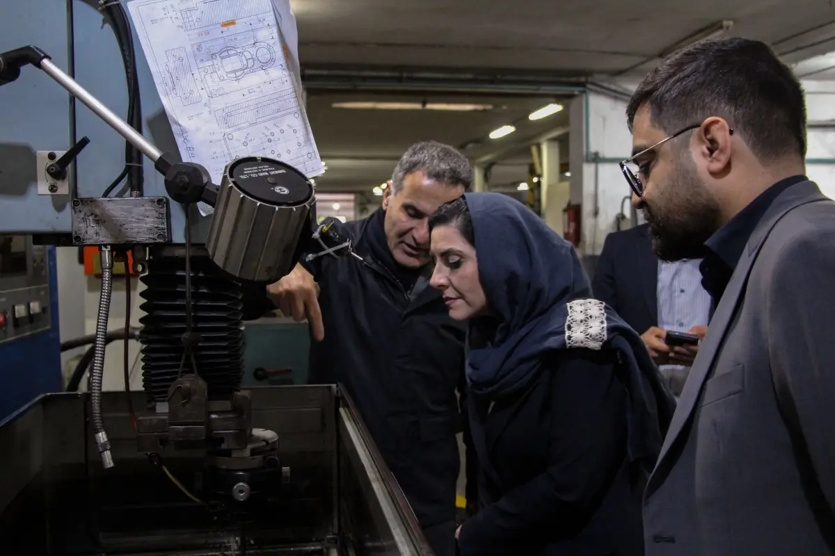 گزارش تصویری بازدید دبیرکل انجمن صنایع لوازم خانگی ایران از کارخانه ایران رادیاتور _۱