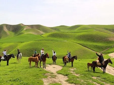 از مار سرخ گرگان تا بلندترین برج آجری جهان