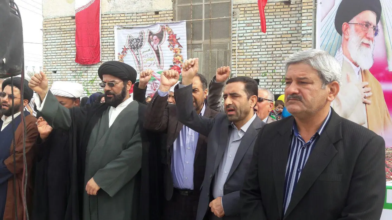 مسئولان و نمایندگان از ملت شرم کنند+تصاویر