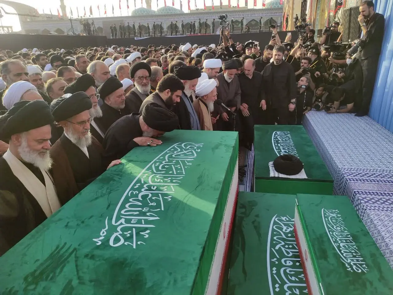 برگزاری مراسم وداع و تشییع پیکر مطهر رهبر شهید انقلاب در مسجد جمکران