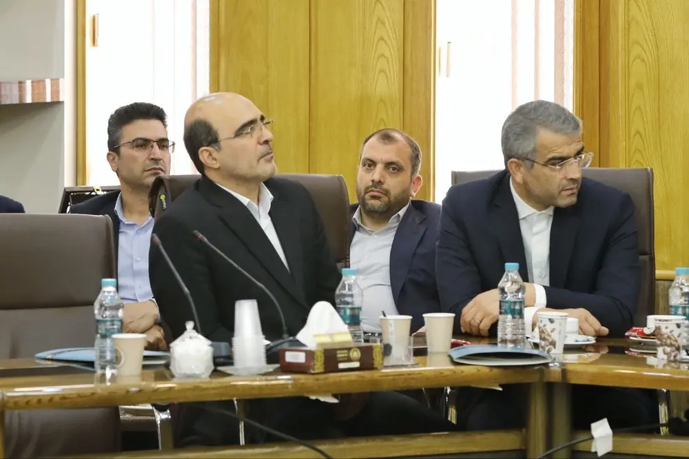 گزارش تصویری/ بازدید وزیر علوم از مرکز نوآوری فولاد مبارکه در دانشگاه صنعتی اصفهان