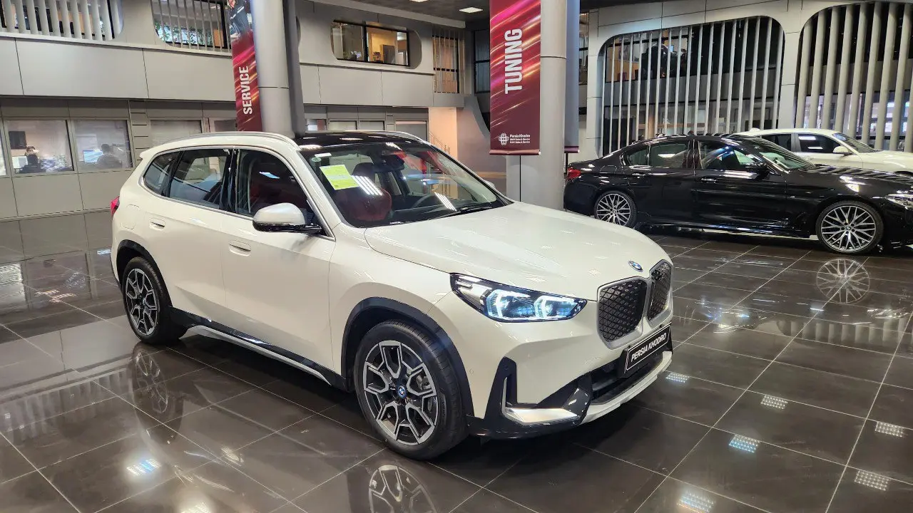 اعلام قیمت تکمیل وجه خودروی BMW iX1 مدل ۲۰۲۵ توسط پرشیا خودرو (گروه پرشیاموبیلیتی)