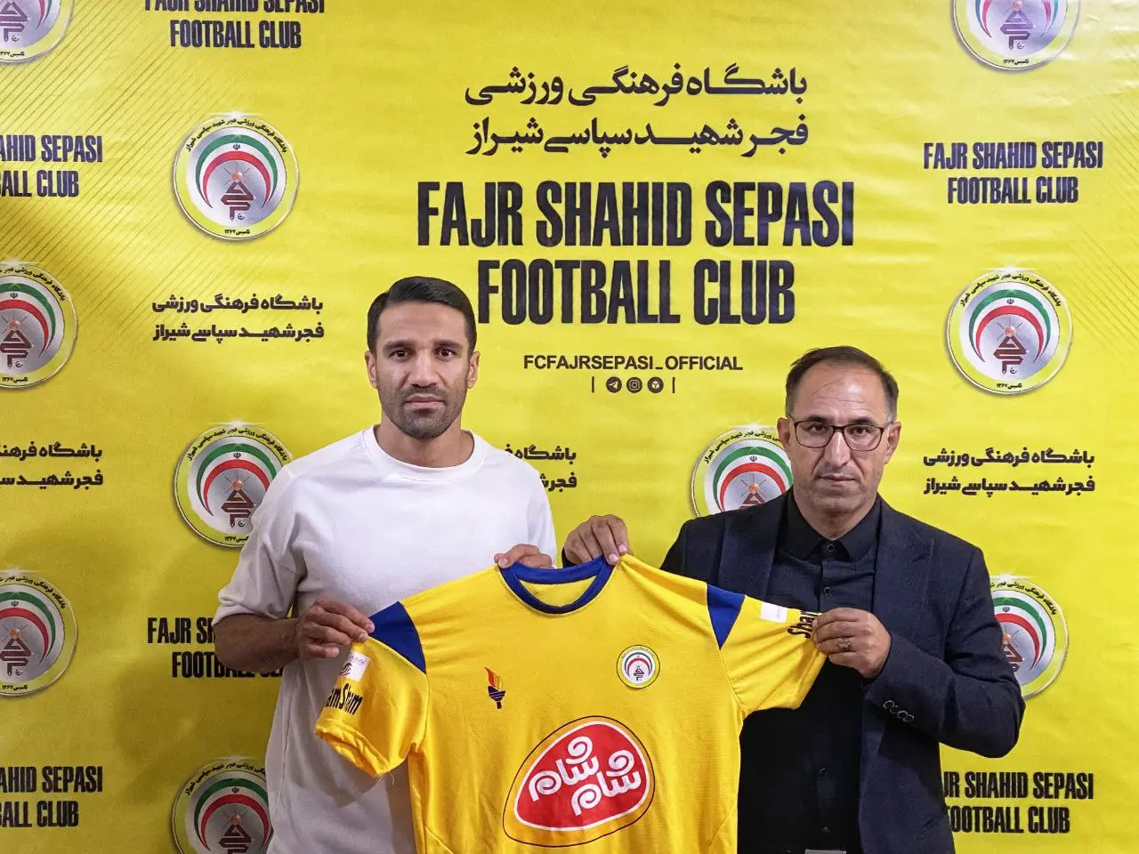 رسمی: ریگی از پرسپولیس به فجر پیوست