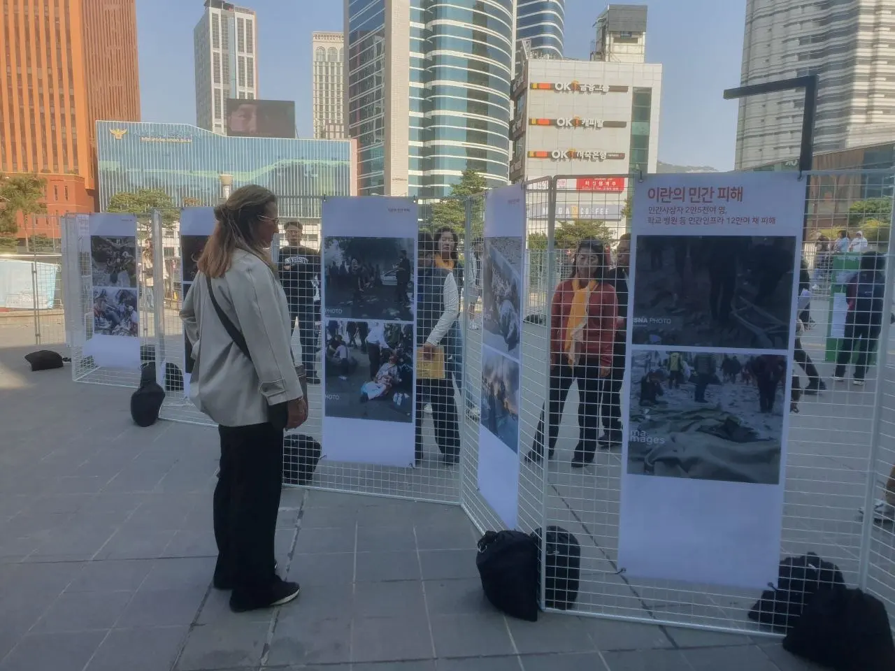 نمایشگاه عکس کودکان میناب در سئول برپا شد