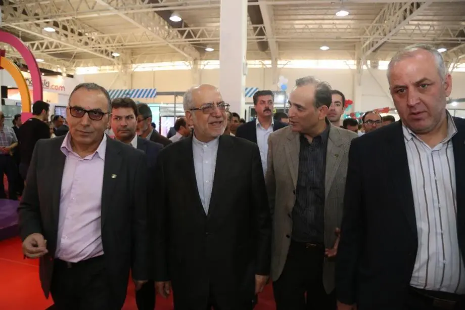 گزارش تصویری از سومین روز نمایشگاه الکامپ 