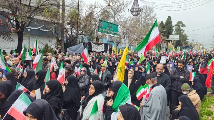 راهپیمایی روزقدس در بیش از ۱۰۰ نقطه فارس برگزار شد