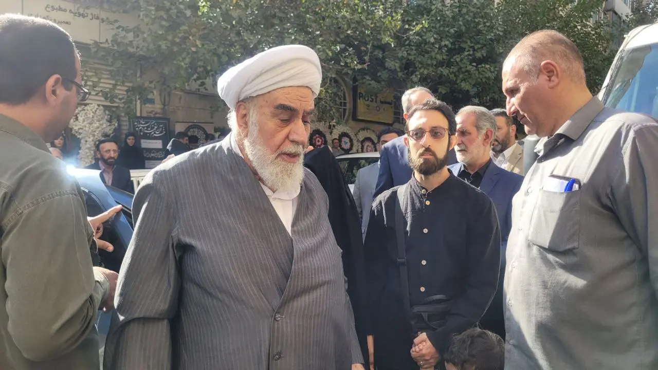 برگزاری مراسم ترحیم مادر حداد عادل + تصاویر