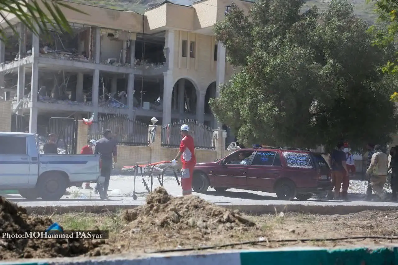 شهادت ۸ نفر در حمله دشمن آمریکایی- صهیونیستی به دادگستری  لارستان