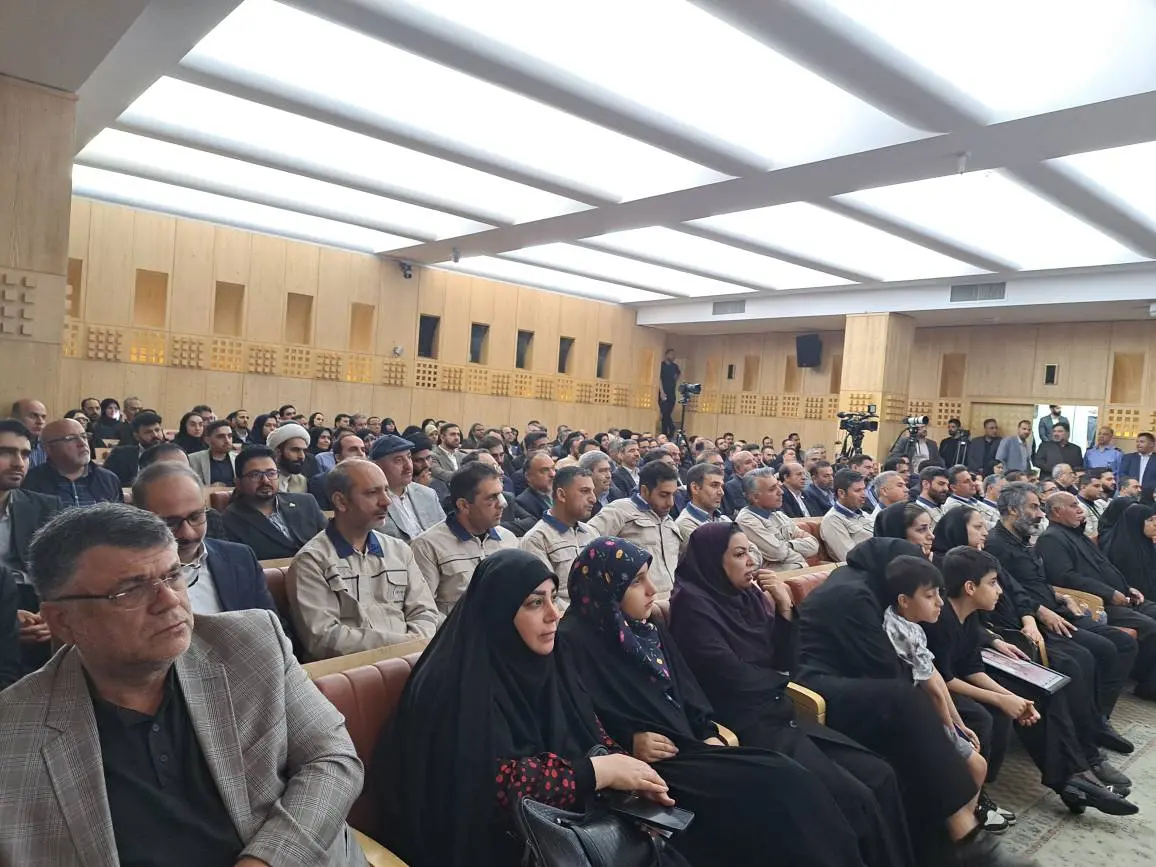 مراسم تجلیل از شهدای شرکت فجر انرژی خلیج‌فارس برگزار شد + تصاویر 