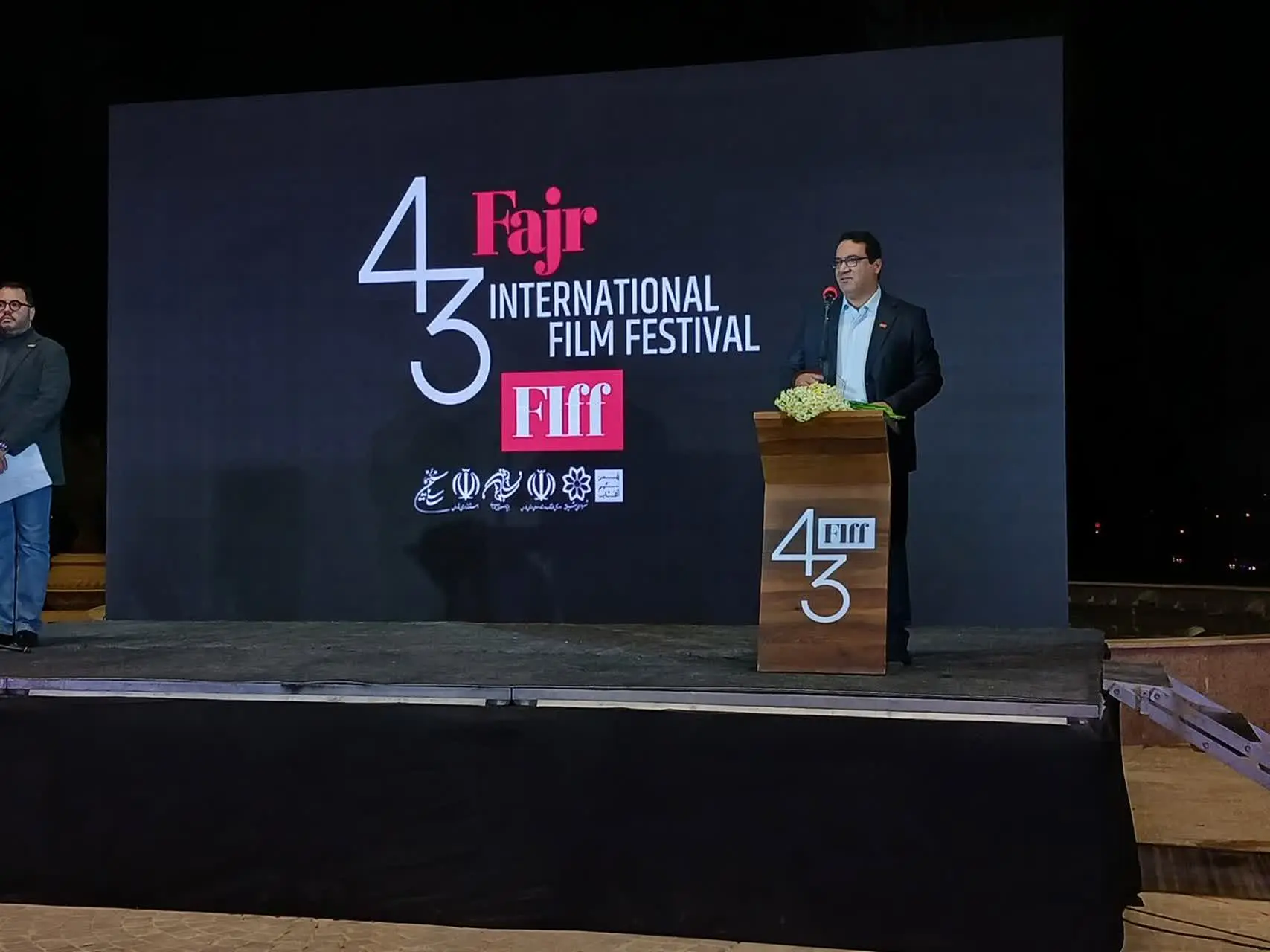 شیراز، میعادگاه سینمای شاعرانه در جشنواره جهانی فیلم فجر شد/ معاون‌اول رئیس جمهور: شیراز، میزبان گفت‌وگوی فرهنگی است