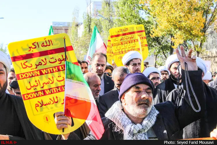 گزارش تصویری راهپیمایی 13 آبان در اردبیل