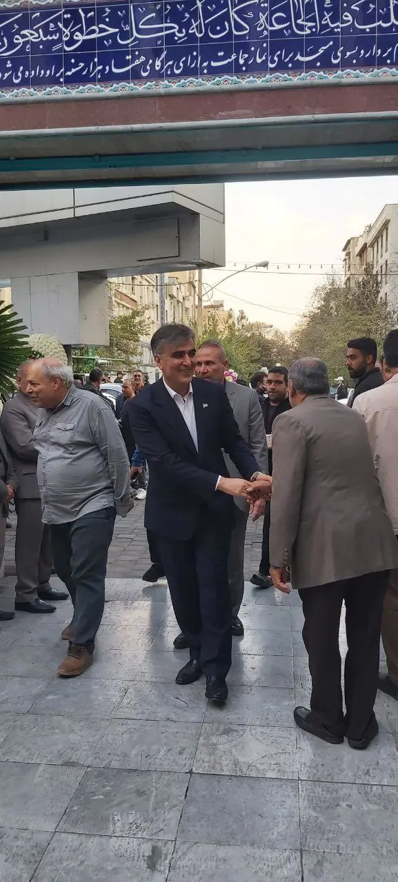 برگزاری مراسم ترحیم خواهر محمود احمدی‌نژاد + تصاویر