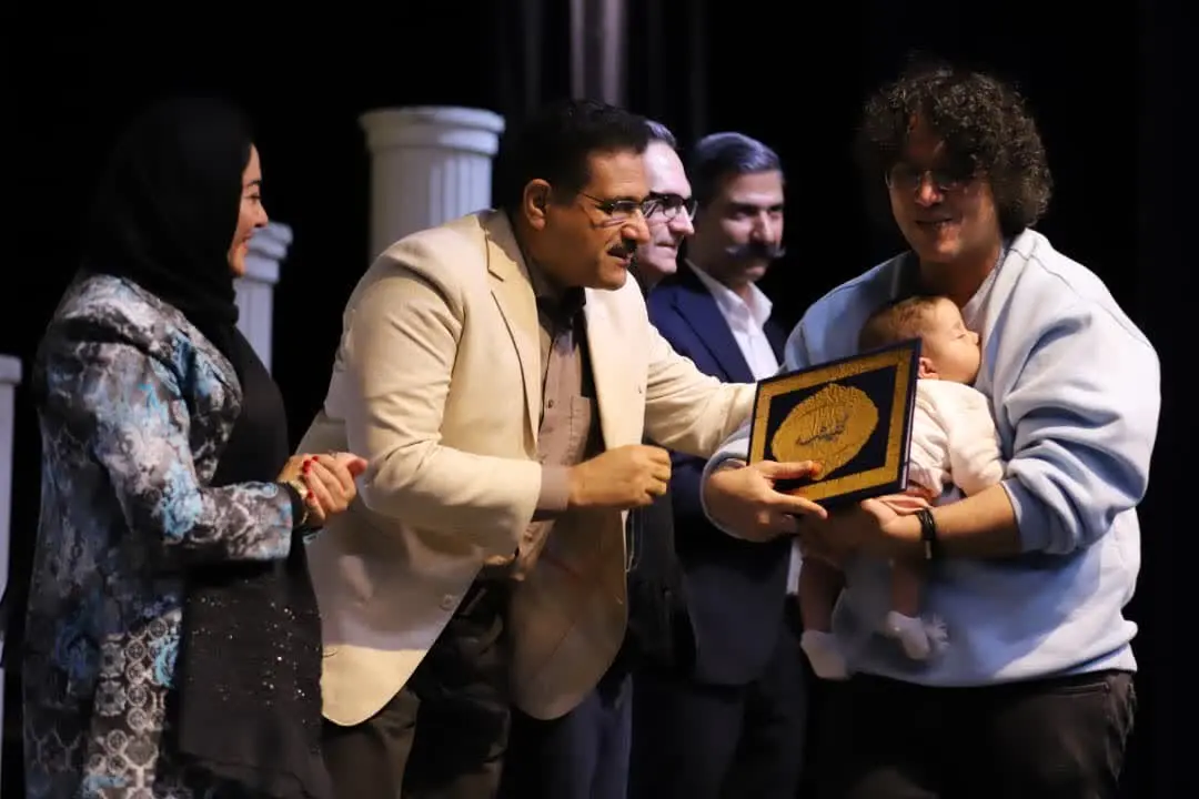 برگزیدگان دومین جشنواره نمایش‌های کافه‌ای «کفیشه»